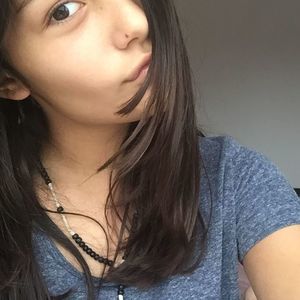 Meet your Posher, Oriana